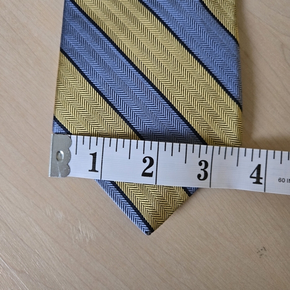 Brooks Brothers Blue and Gold Striped Tie - Picture 8 of 8